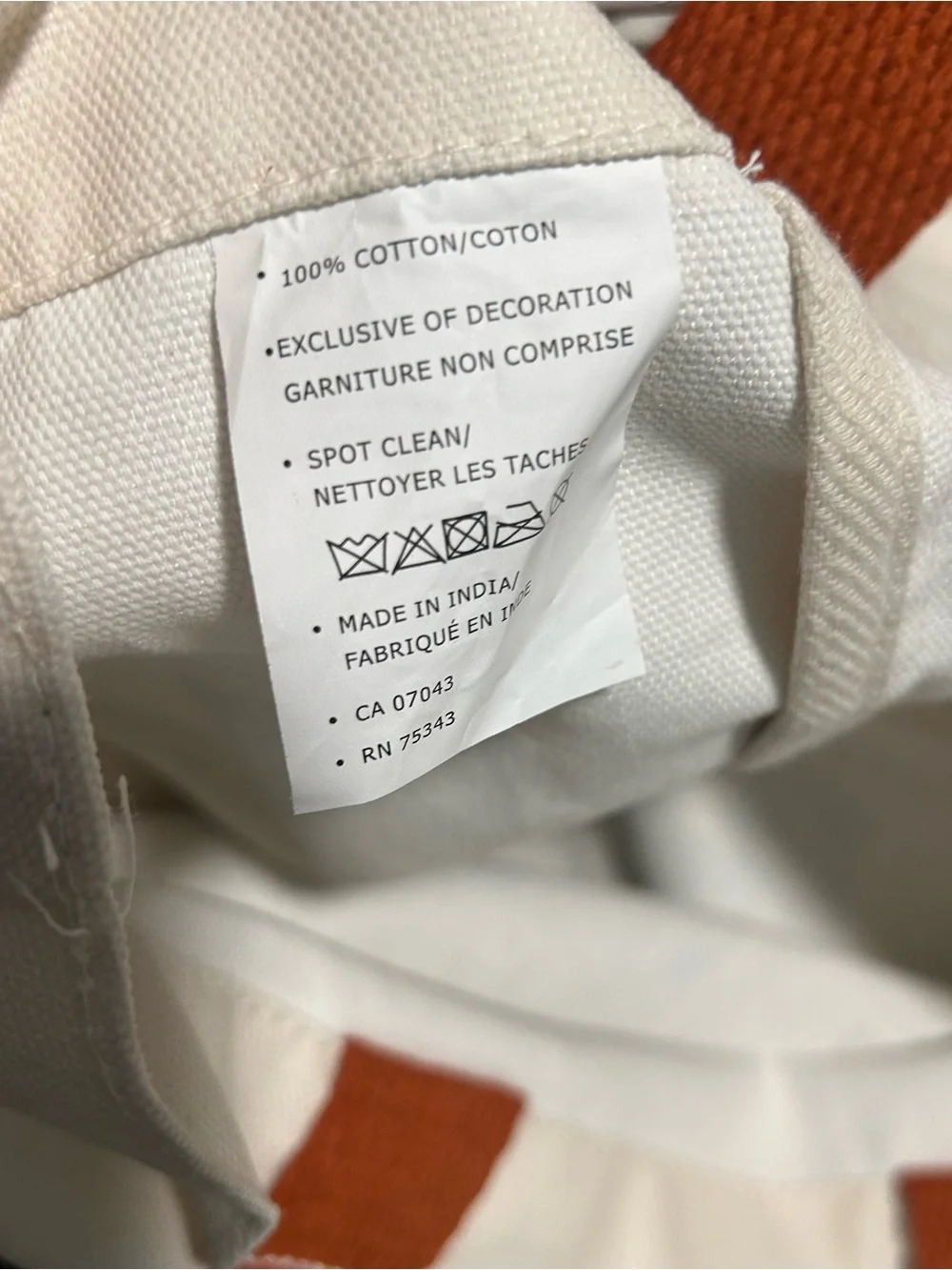 cupcakes & cashmere brand new